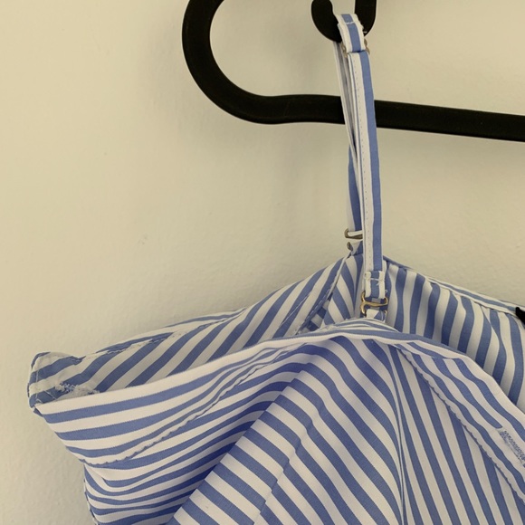 Off shoulder striped button down - Picture 5 of 5